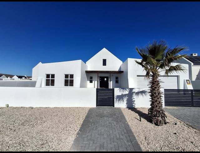 3 BEDROOM HOUSE FOR SALE IN LAMPIESBAAI